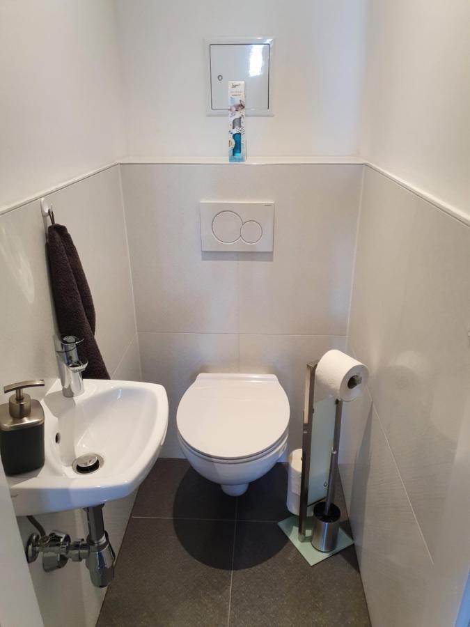 Smarte Dachgeschosswohnung Mit 2 Terrassen Direkt Am Hauptbahnhof Bécs Kültér fotó