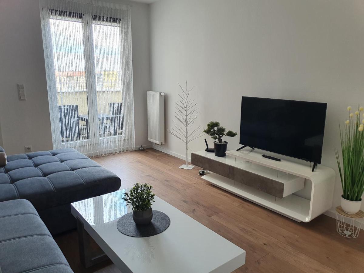 Smarte Dachgeschosswohnung Mit 2 Terrassen Direkt Am Hauptbahnhof Bécs Kültér fotó
